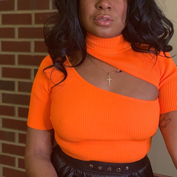 "Simply Orange" neon crop top - Picture 1 of 4